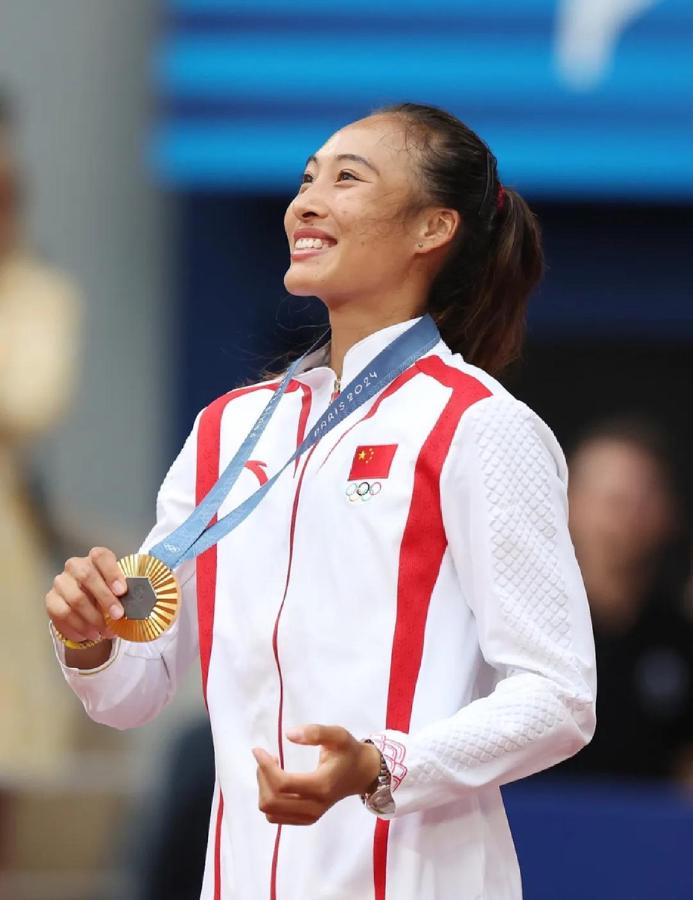 70分之夜：布克20岁创造NBA历史的传奇比赛全解析